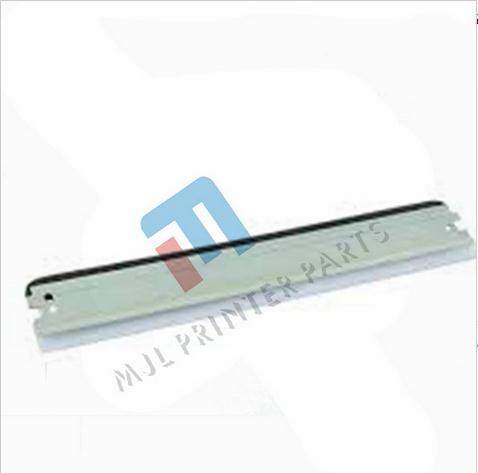 Doctor Blade/Magnetic Blade TMS2124G for Xerox  WC315 